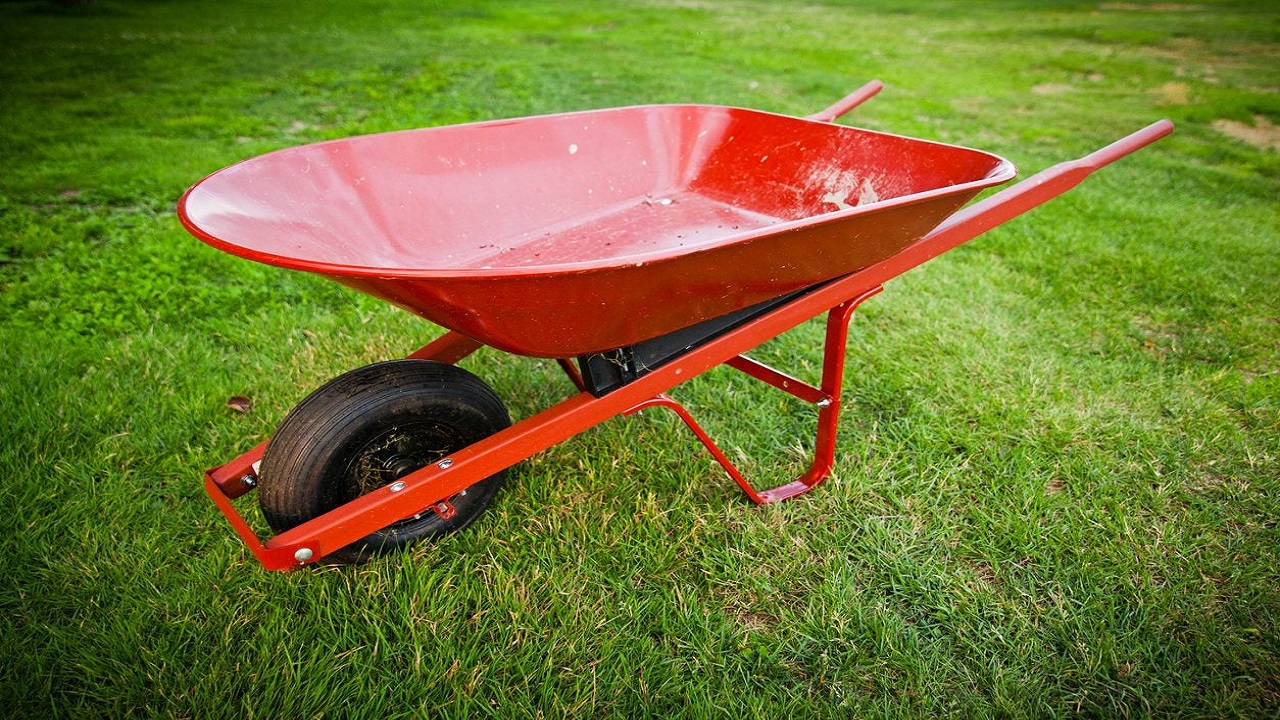 How to Ensure the Longevity of Your Garden Wheelbarrow